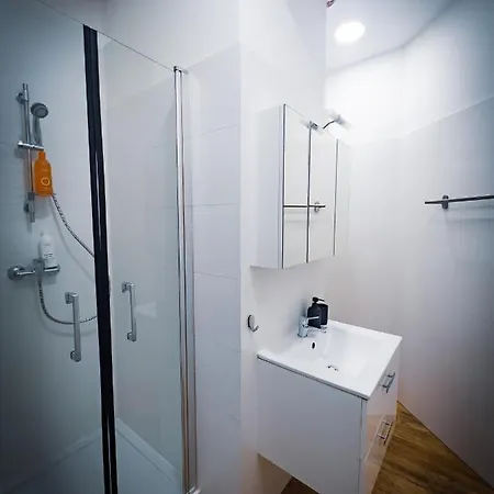 Nalu Black&White Apartment No 8 Kattowitz Exterior foto