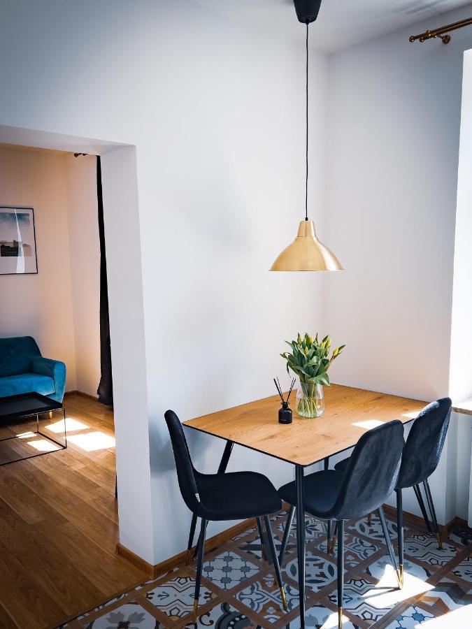 Nalu Black&white No 8 Apartment Kattowitz